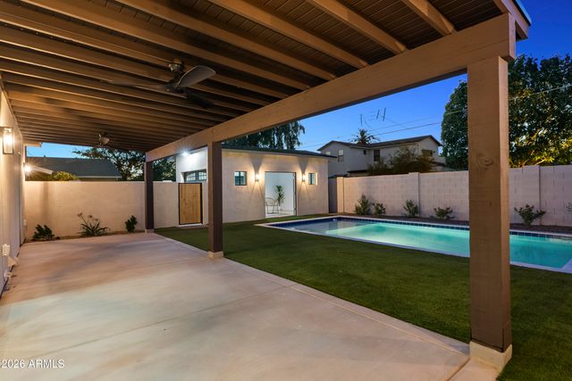 3860 E CLARENDON Avenue, Phoenix, AZ 85018