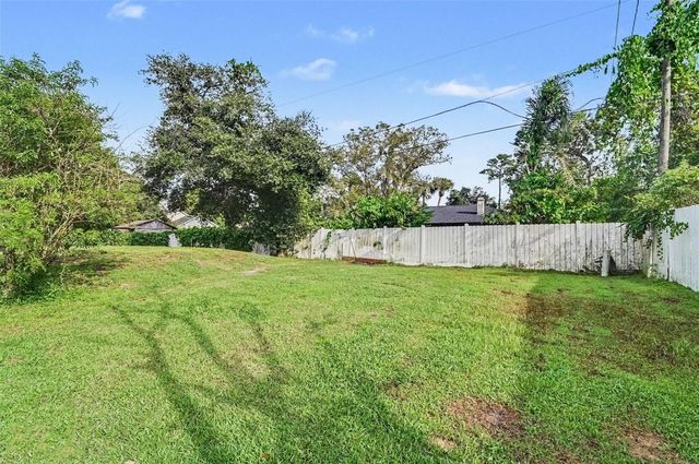 1643 PENDLETON STREET, Deltona, FL 32725