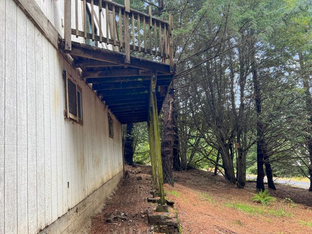 261 Parsons Road, Shelter Cove, CA 95589