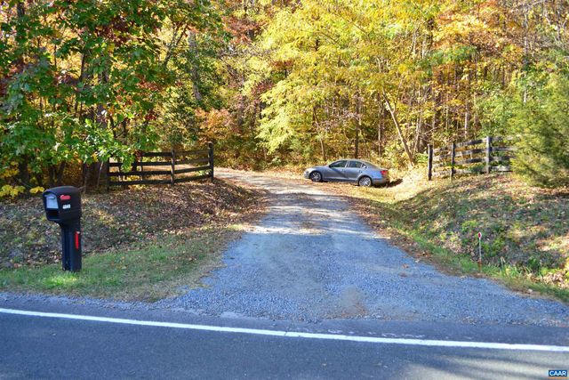 2A SCOTTSVILLE RD, Charlottesville, VA 22902