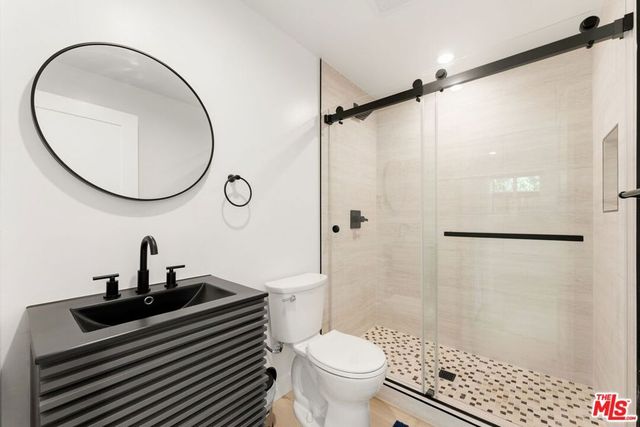 7103 Hatillo Avenue, Winnetka, CA 91306