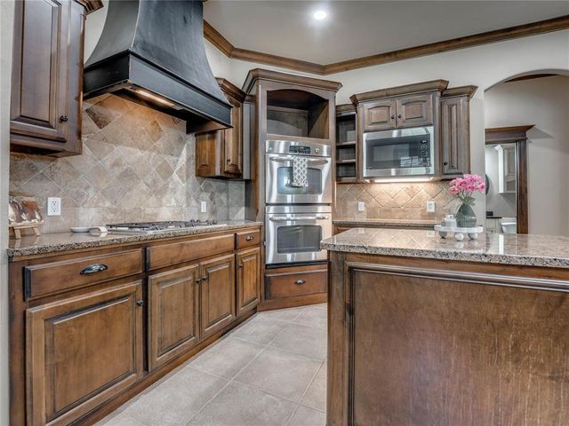 7351 Falcon Ridge, Edmond, OK 73034