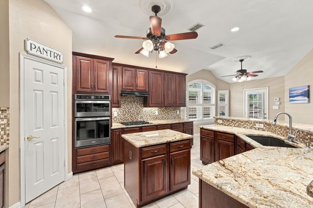 313 Mimosa Drive, Murphy, TX 75094