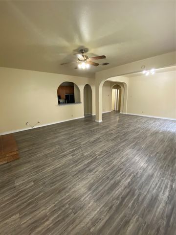 2605 Alcott LN B, Austin, TX 78748