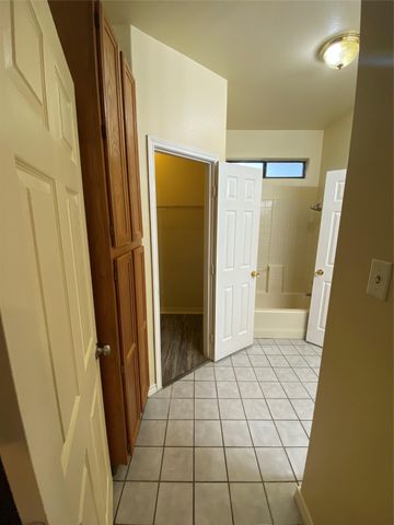 2605 Alcott LN B, Austin, TX 78748