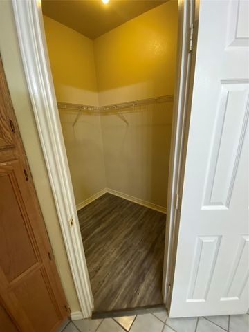 2605 Alcott LN B, Austin, TX 78748