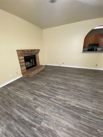 2605 Alcott LN B, Austin, TX 78748