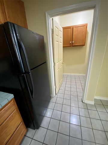 2605 Alcott LN B, Austin, TX 78748