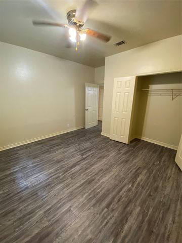 2605 Alcott LN B, Austin, TX 78748