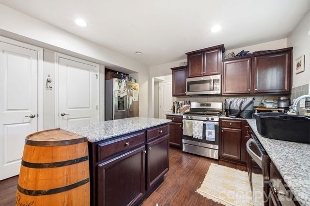1829 Evergreen Drive, Charlotte, NC 28208
