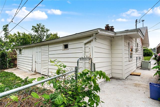 133 Loretta Drive, Dayton, OH 45415
