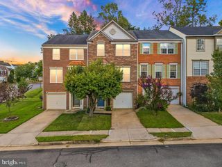 3951 BLYSDALE LN, Woodbridge, VA 22192