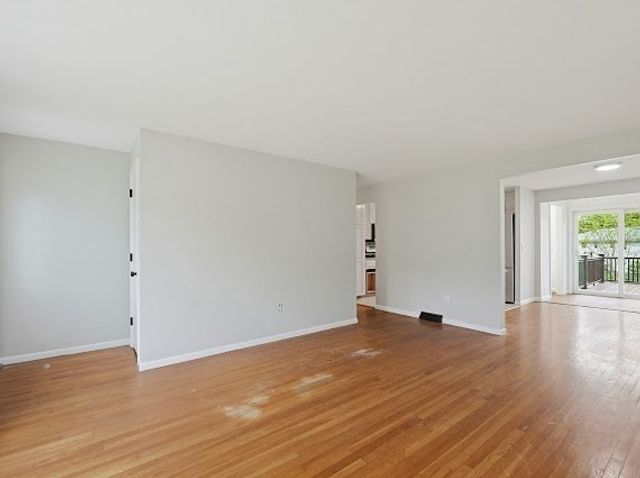 22 Kwedar Ave, Stoughton, MA 02072