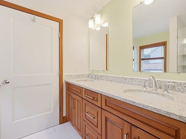 22 Kwedar Ave, Stoughton, MA 02072