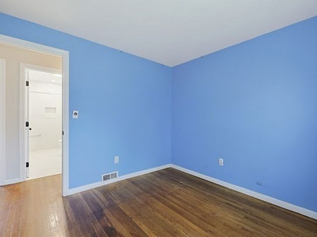 22 Kwedar Ave, Stoughton, MA 02072