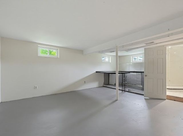 22 Kwedar Ave, Stoughton, MA 02072