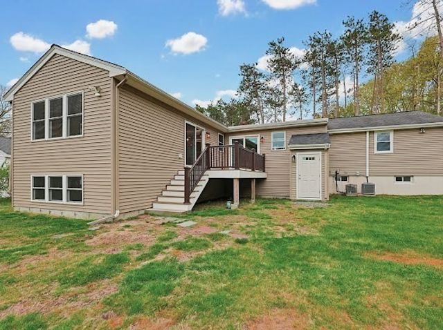 22 Kwedar Ave, Stoughton, MA 02072