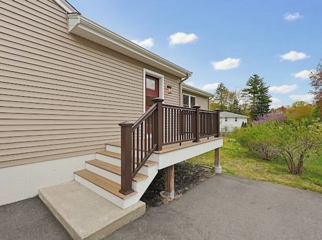 22 Kwedar Ave, Stoughton, MA 02072