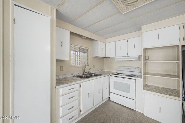 18026 N CAVE CREEK Road 35, Phoenix, AZ 85032