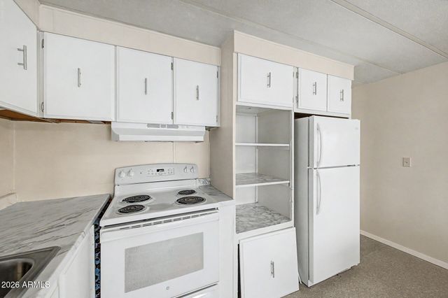 18026 N CAVE CREEK Road 35, Phoenix, AZ 85032
