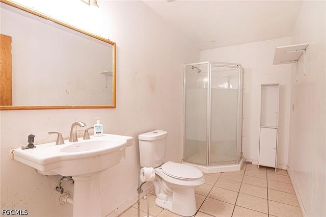 179 SE 4th ST, Cape Coral, FL 33990