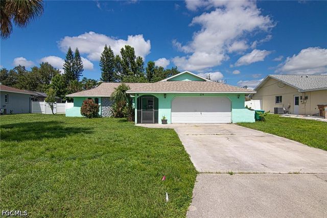 179 SE 4th ST, Cape Coral, FL 33990