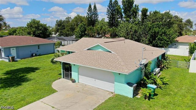 179 SE 4th ST, Cape Coral, FL 33990