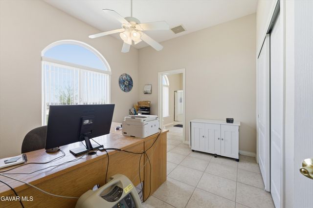 9828 Magnolia Avenue, California City, CA 93505