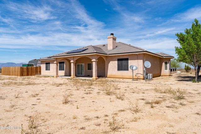 9828 Magnolia Avenue, California City, CA 93505