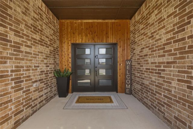 149 Sage Brush Way, Edmond, OK 73025