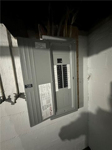 809 Arthur Avenue, Scottdale, PA 15683