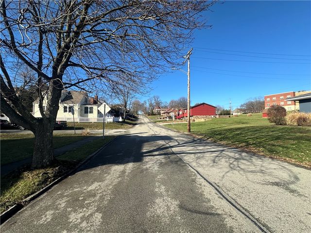 809 Arthur Avenue, Scottdale, PA 15683