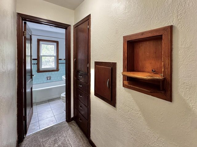 536 W Racine STREET, Jefferson, WI 53549