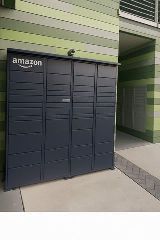 4004 Banister LN 303, Austin, TX 78704