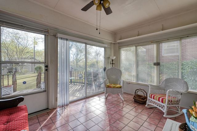 137 Whittier Place, Spartanburg, SC 29303