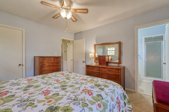 137 Whittier Place, Spartanburg, SC 29303