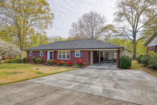 137 Whittier Place, Spartanburg, SC 29303