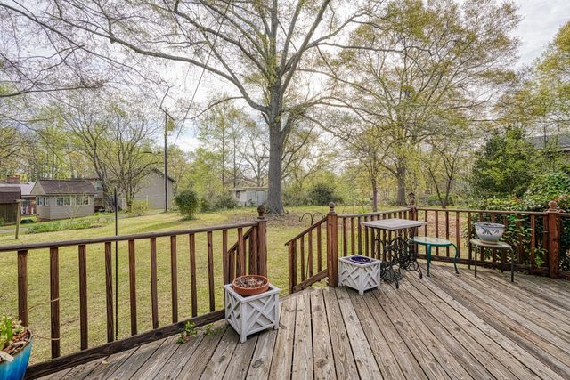 137 Whittier Place, Spartanburg, SC 29303