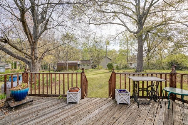 137 Whittier Place, Spartanburg, SC 29303