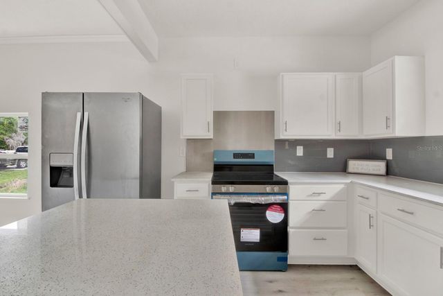 500 N 13TH STREET, Leesburg, FL 34748