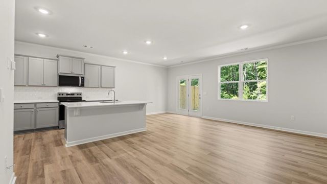 4200 Kestrel Court, Gainesville, GA 30506
