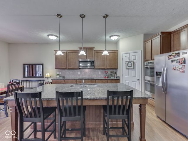 4687 Shady Ridge Row, Greenwood, IN 46143