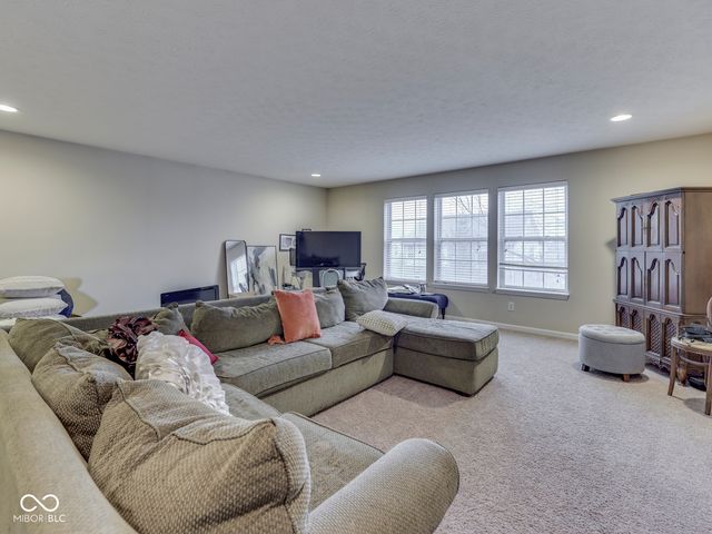 4687 Shady Ridge Row, Greenwood, IN 46143