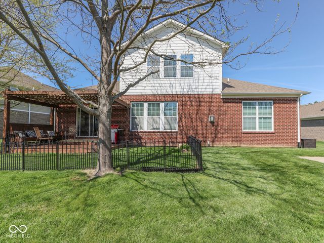 4687 Shady Ridge Row, Greenwood, IN 46143