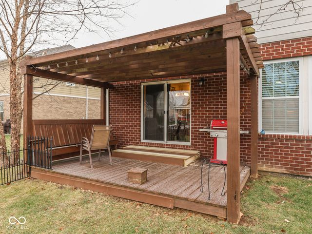 4687 Shady Ridge Row, Greenwood, IN 46143