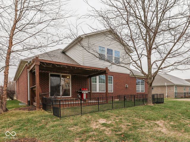 4687 Shady Ridge Row, Greenwood, IN 46143