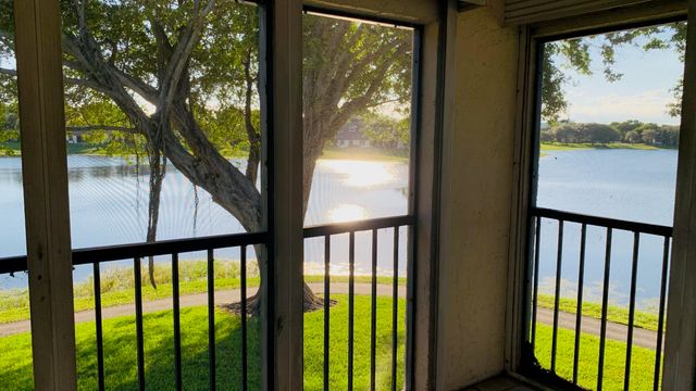 330 Palmwood Place P211, Boca Raton, FL 33431