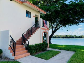 330 Palmwood Place P211, Boca Raton, FL 33431