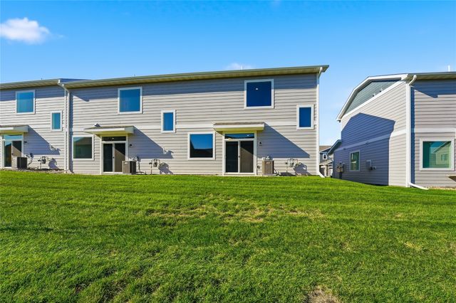 217 NW Waverly Drive, Waukee, IA 50263