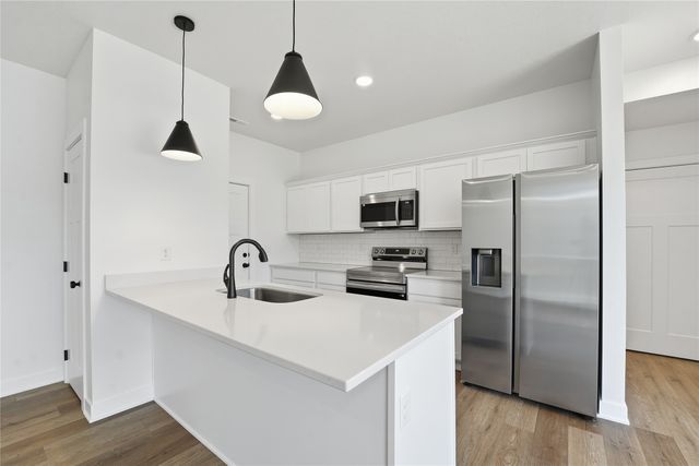 217 NW Waverly Drive, Waukee, IA 50263